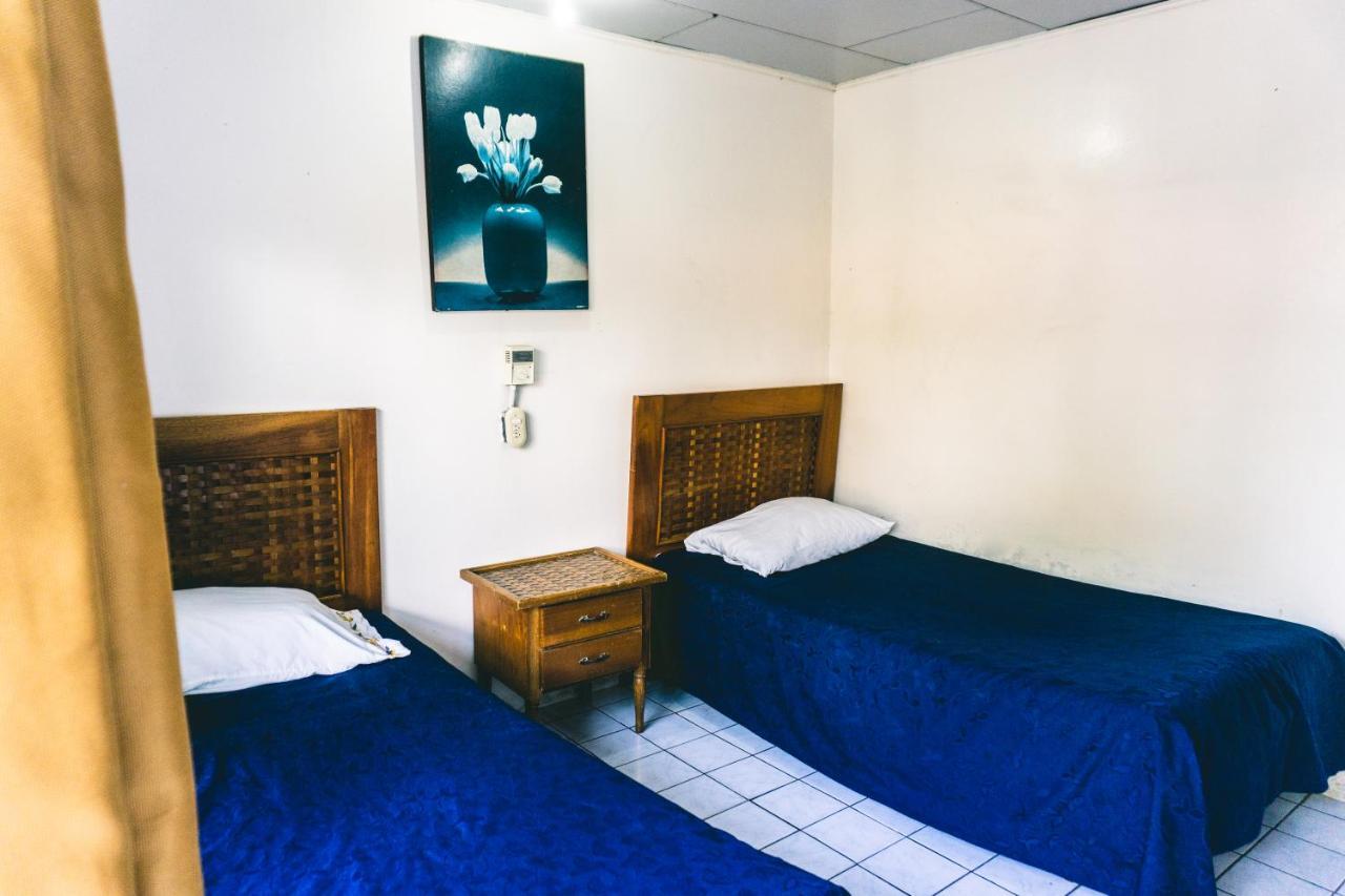 Cabinas El Prado San Isidro De El General 外观 照片