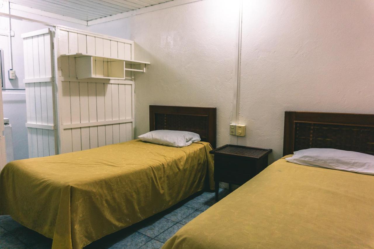 Cabinas El Prado San Isidro De El General 外观 照片
