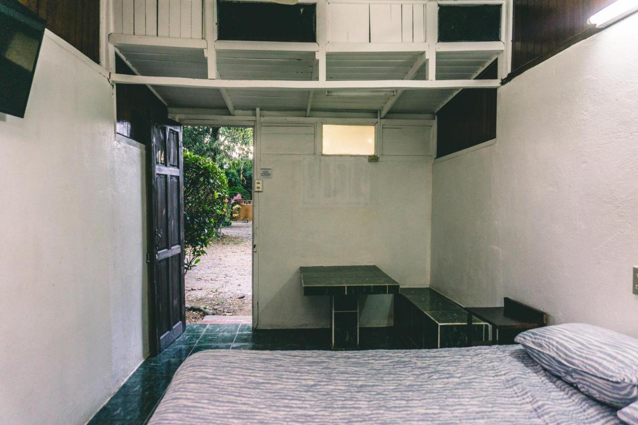 Cabinas El Prado San Isidro De El General 外观 照片