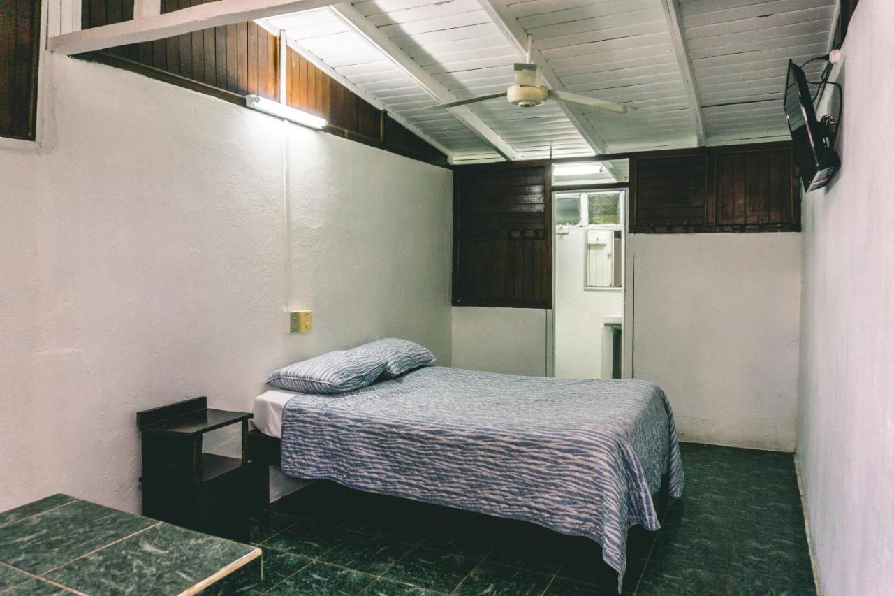 Cabinas El Prado San Isidro De El General 外观 照片