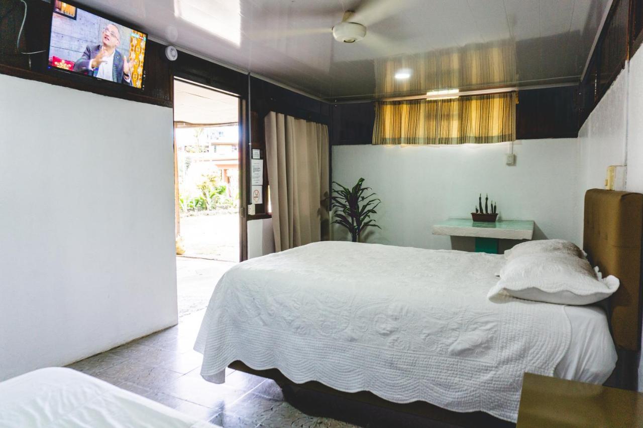 Cabinas El Prado San Isidro De El General 外观 照片