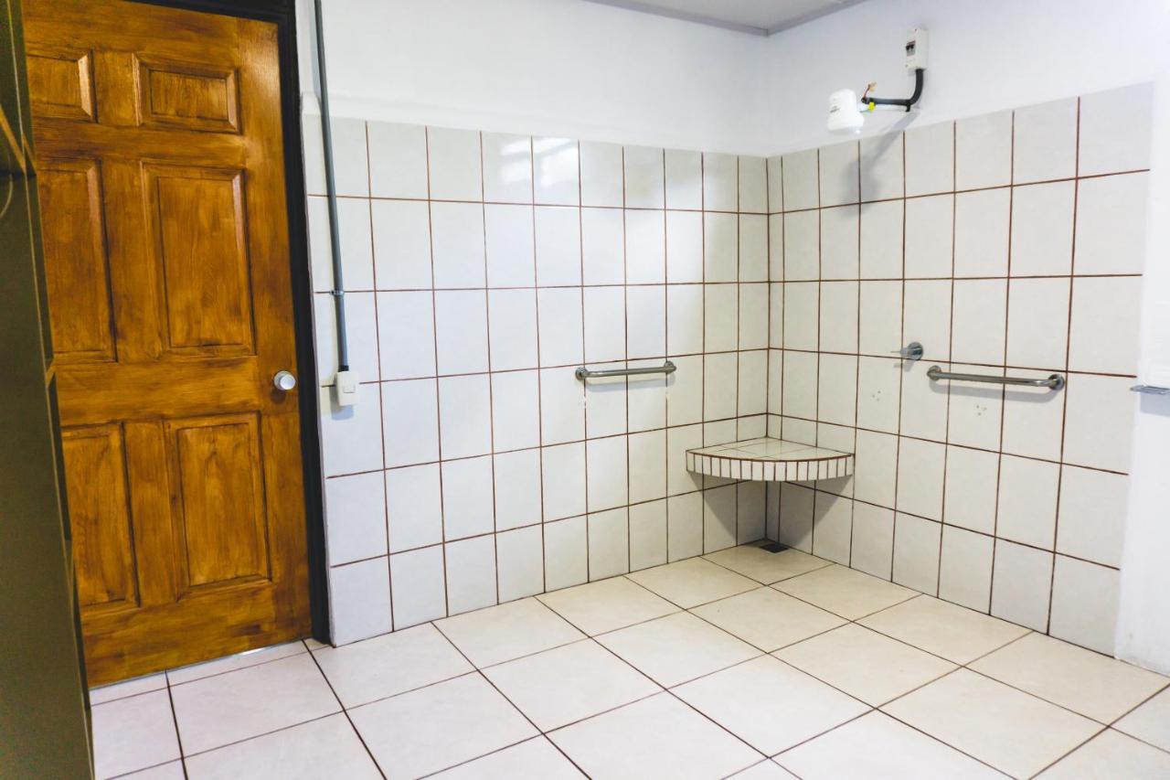 Cabinas El Prado San Isidro De El General 外观 照片