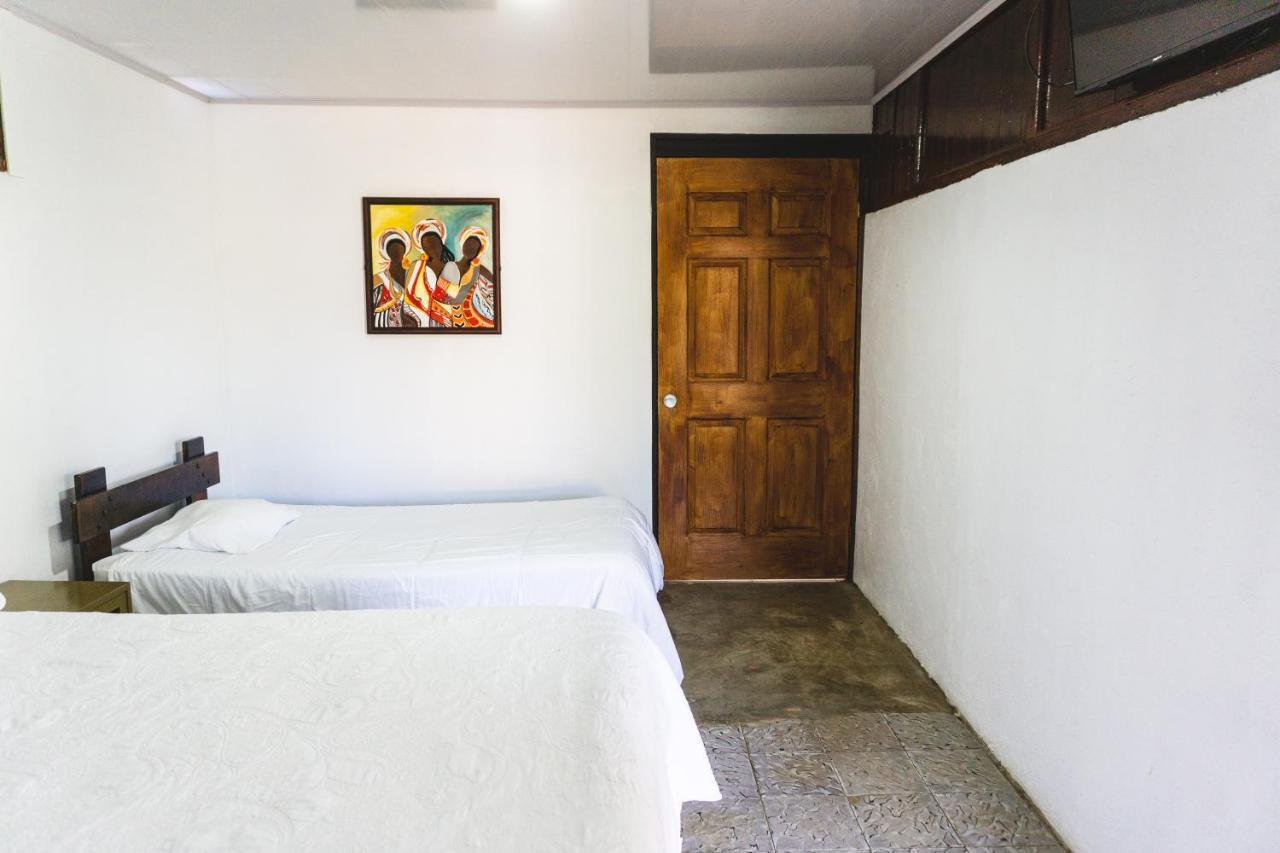 Cabinas El Prado San Isidro De El General 外观 照片